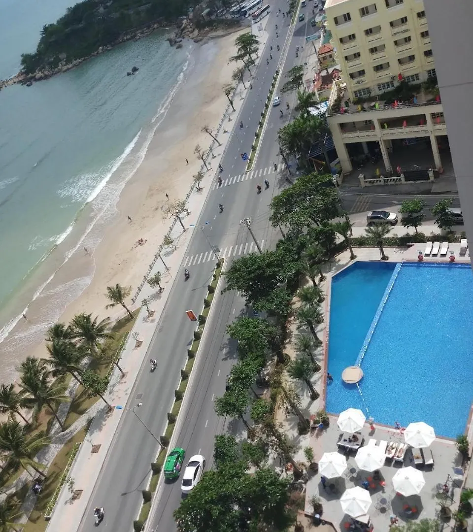 נה טראנג Beach Front Oceanous Apartment